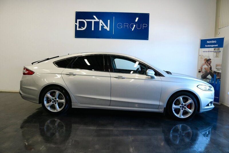 Begagnad 2015 Ford Mondeo Trend Halvkombi | 99 500 kr (Superpris) - Bild 1/4