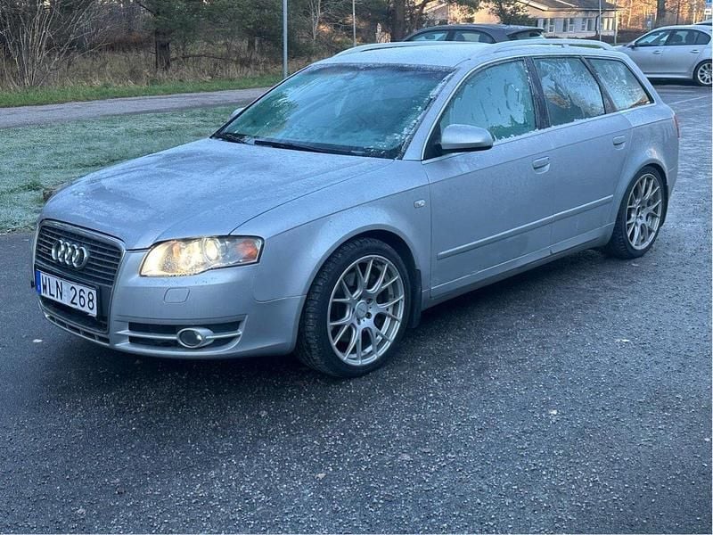 Silver Begagnad 2005 Audi A4 Kombi | 26 000 kr (Superpris) - Bild 1/4
