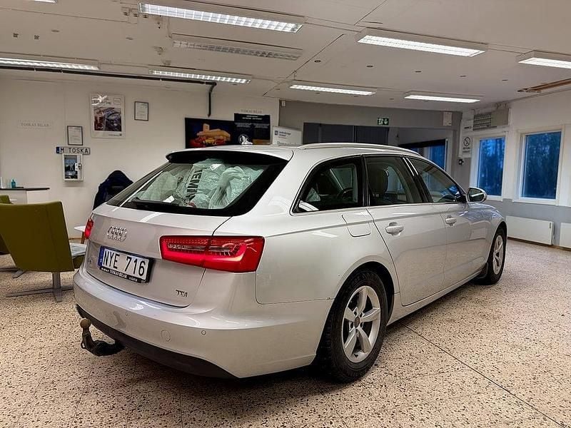 Begagnad Audi A6 Proline 177 HK (130 kW) 2013 Silver Kombi