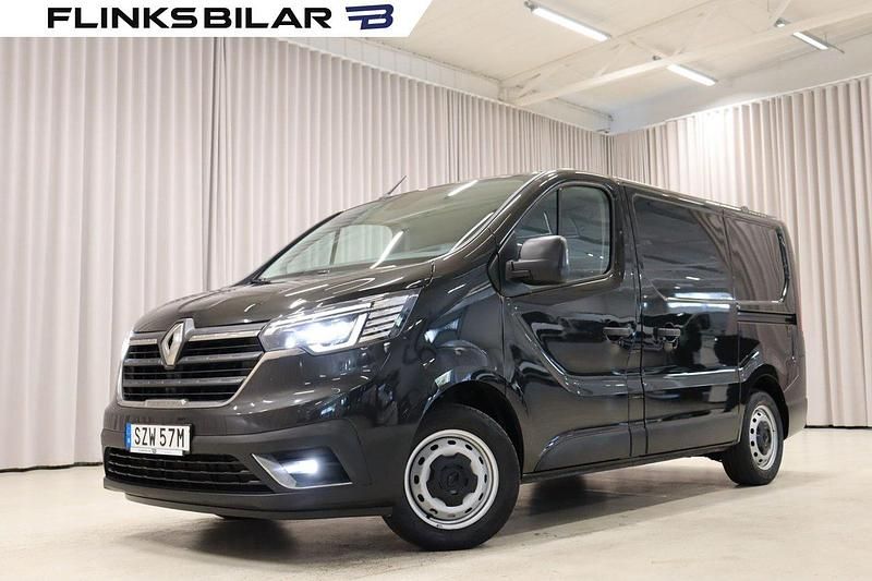 Svart (svart metallic) Begagnad 2023 Renault Trafic Van | 299 900 kr (Marknadspris) - Bild 1/4