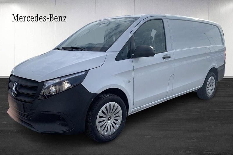 Vit (white) Ny 2025 Mercedes Vito Minibuss | 592 206 kr (Bra pris) - Bild 1/4
