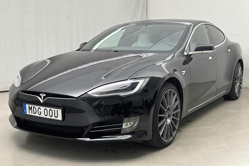 Svart Begagnad 2020 Tesla Model S Long Range AWD Halvkombi | 339 000 kr (Marknadspris) - Bild 1/4