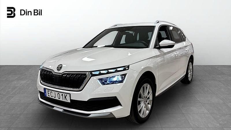 Vit Begagnad 2022 Skoda 110 R Style Halvkombi | 239 900 kr (Bra pris) - Bild 1/4