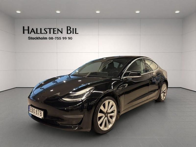 Begagnad Tesla Model 3 Long Range AWD 339 kW (462 HK) 2019 Svart Sedan