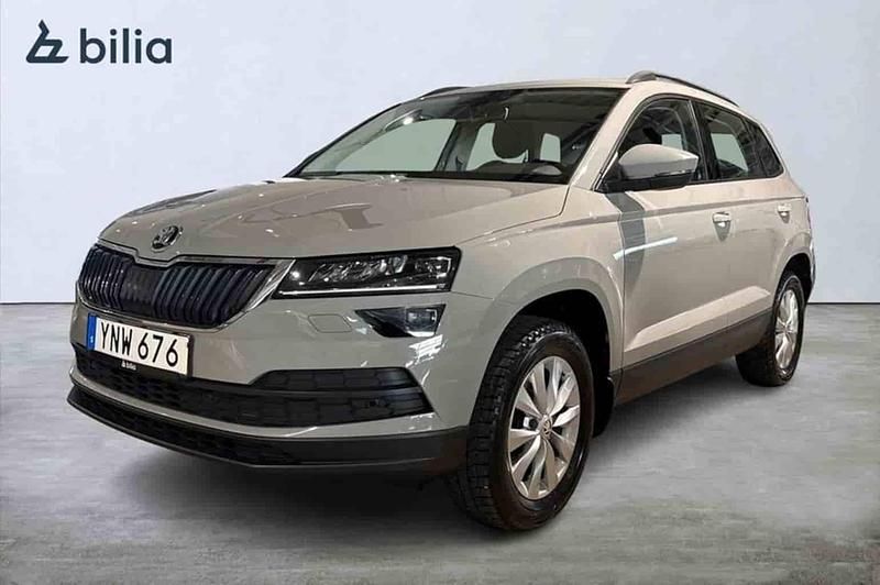 Grå Begagnad 2018 Skoda Karoq SUV | 159 000 kr (Marknadspris) - Bild 1/1