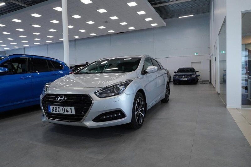 Okänd Begagnad 2016 Hyundai i40 Kombi | 144 900 kr (Lite dyr) - Bild 1/4