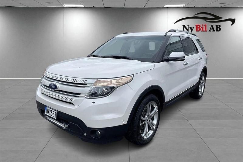 Vit Begagnad 2012 Ford Explorer Limited SUV | 159 800 kr - Bild 1/4