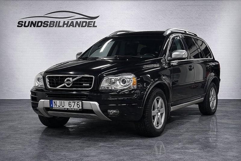 Svart Begagnad 2013 Volvo XC90 R-Design SUV | 149 900 kr (Lite dyr) - Bild 1/4