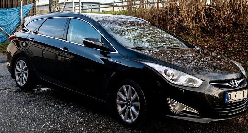 Begagnad 2013 Hyundai i40 Kombi | 49 000 kr (Marknadspris) - Bild 1/3