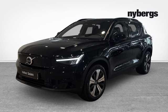 Svart Begagnad 2023 Volvo XC40 Core SUV | 339 000 kr - Bild 1/4