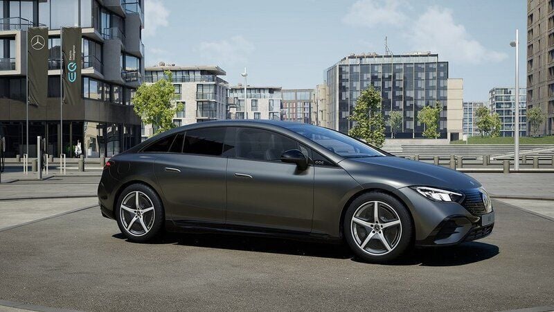 Begagnad Mercedes EQE350 Edition 215 kW (293 HK) 2024 Grå Sedan