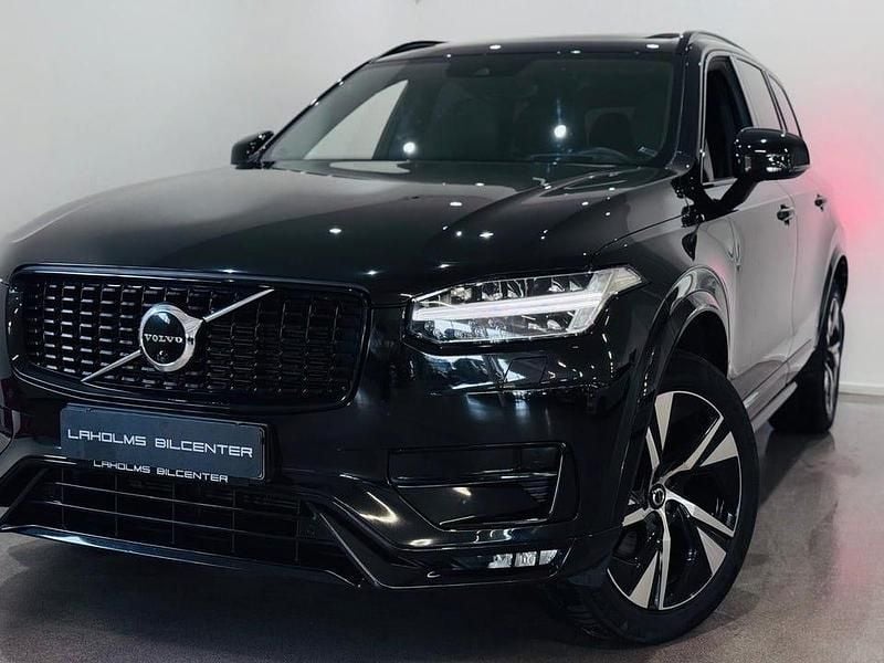 Begagnad Volvo XC90 R-Design 251 HK (184 kW) 2022 Svart SUV