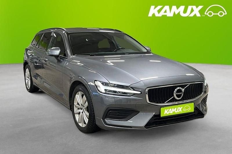 Grå Begagnad 2019 Volvo V60 Kombi | 269 800 kr (Marknadspris) - Bild 1/3