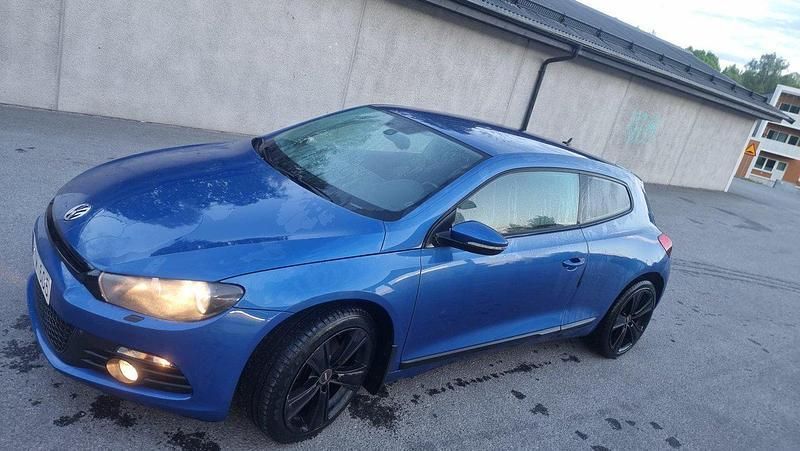 Blå Begagnad 2009 VW Scirocco Sportkupé | 65 000 kr (Marknadspris) - Bild 1/4