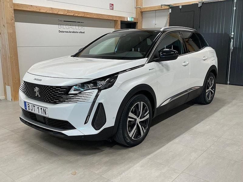 Vit Begagnad 2022 Peugeot 3008 GT SUV | 299 900 kr (Marknadspris) - Bild 1/4