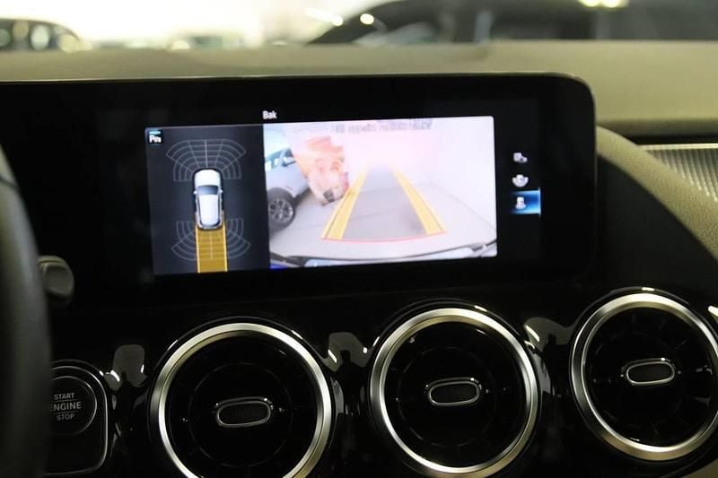 Begagnad Mercedes GLA250 218 HK (160 kW) 2020 Svart SUV