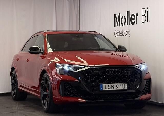 Begagnad Audi RS Q8 Performance 640 HK (470 kW) 2025 Chiliröd metallic SUV