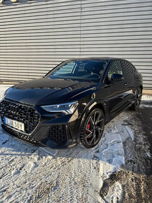 Begagnad 2020 Audi Q3 Sportback SUV | 489 900 kr (Bra pris) - Bild 1/4