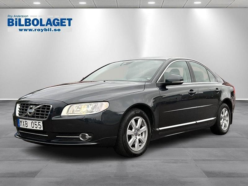 Grå Begagnad 2012 Volvo S80 Momentum Sedan | 134 800 kr (Marknadspris) - Bild 1/4