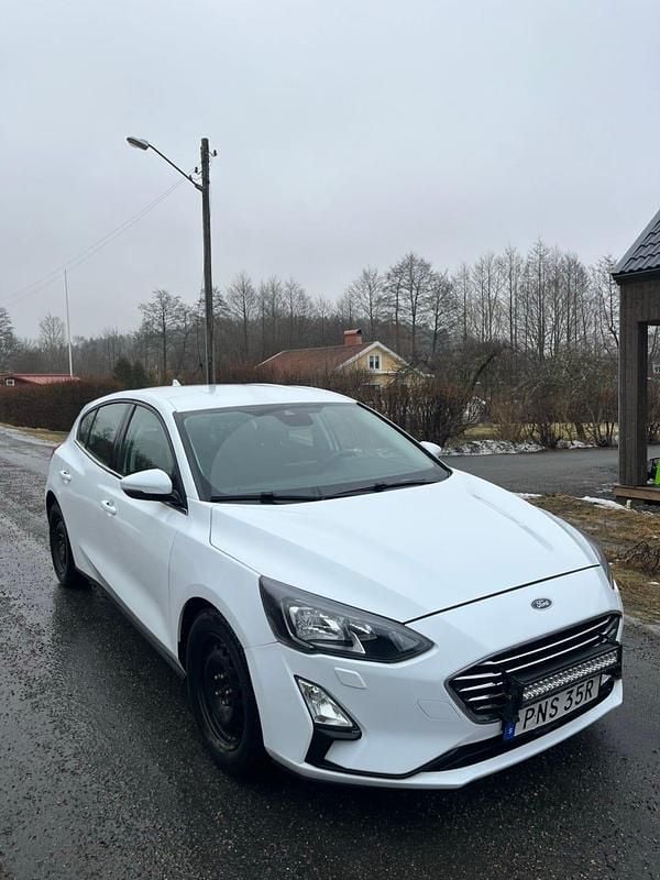 Begagnad Ford Focus 120 HK (88 kW) 2020