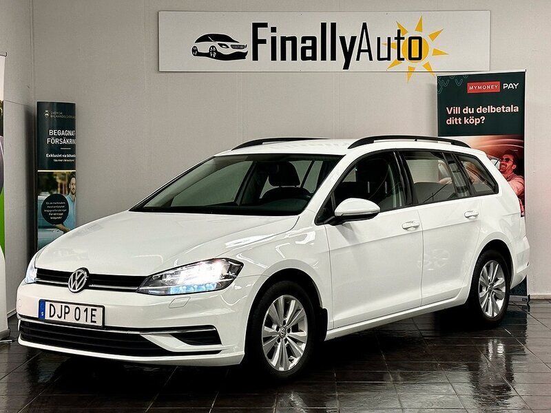 Vit Begagnad 2019 VW Golf VII Kombi | 164 900 kr (Marknadspris) - Bild 1/4