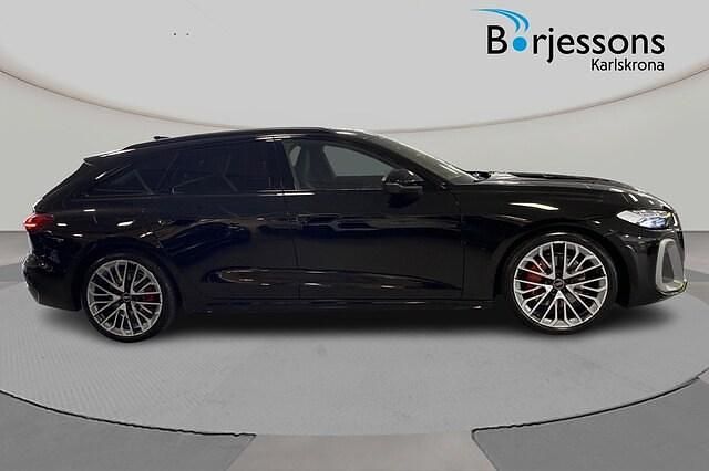 Begagnad Audi A5 S-Line 207 HK (152 kW) 2024 Mytsvart metallic Sportkupé