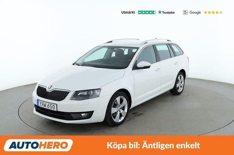 Vit Begagnad 2016 Skoda Octavia Style Kombi | 104 000 kr (Bra pris) - Bild 1/4