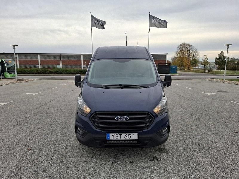 Blå Begagnad 2019 Ford Transit Custom | 149 900 kr (Marknadspris) - Bild 1/4