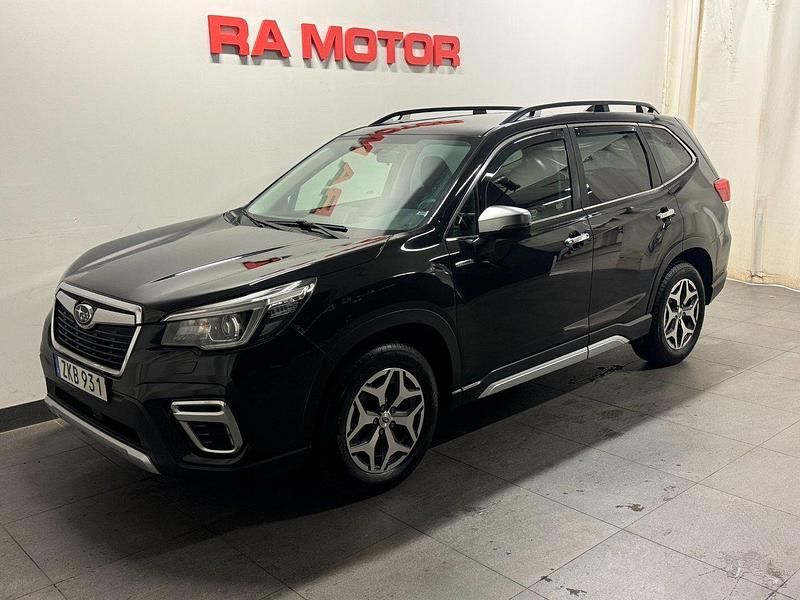 Svart Begagnad 2019 Subaru Forester Active SUV | 259 900 kr (Marknadspris) - Bild 1/4