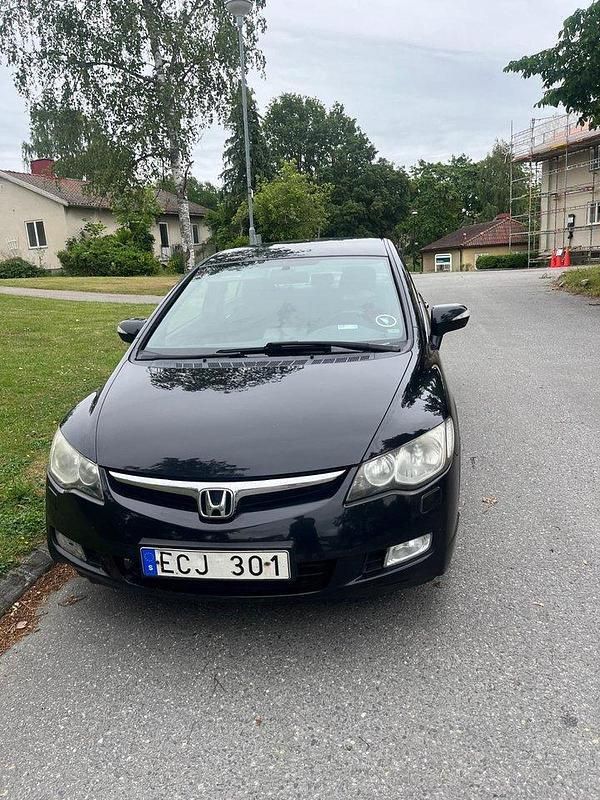 Begagnad 2007 Honda Civic Sedan | 53 000 kr (Marknadspris) - Bild 1/4