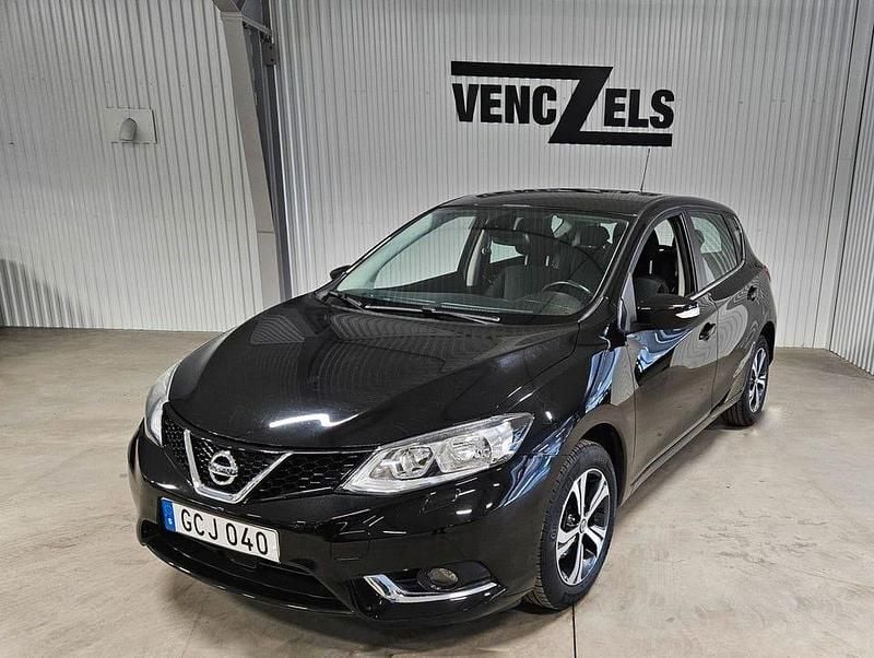 Svart Begagnad 2017 Nissan Pulsar Halvkombi | 139 000 kr (Marknadspris) - Bild 1/4