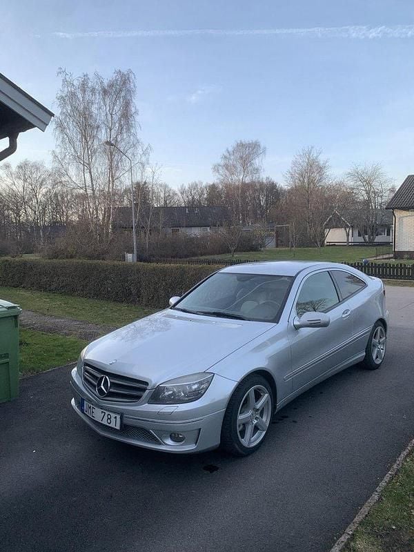 Silver Begagnad 2009 Mercedes CLC180 Halvkombi | 62 000 kr - Bild 1/4