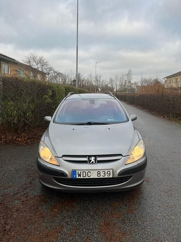 Begagnad 2005 Peugeot 307 Kombi | 14 000 kr (Marknadspris) - Bild 1/3