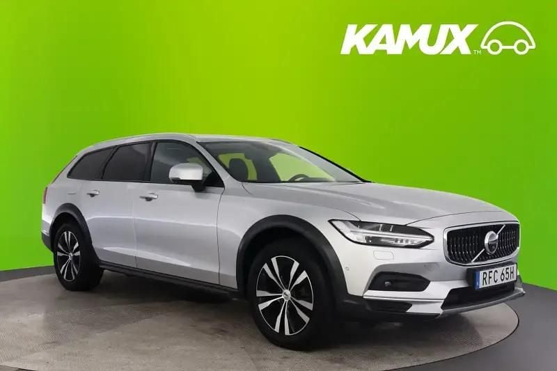 Silver/grå Begagnad 2021 Volvo V90 CC Momentum Kombi | 438 700 kr (Marknadspris) - Bild 1/4