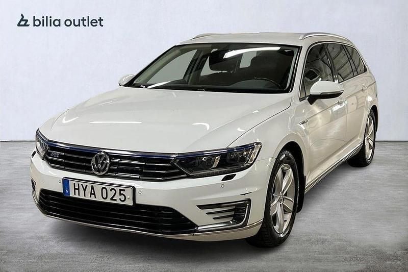 Begagnad VW Passat 156 HK (114 kW) 2018 Vit Kombi