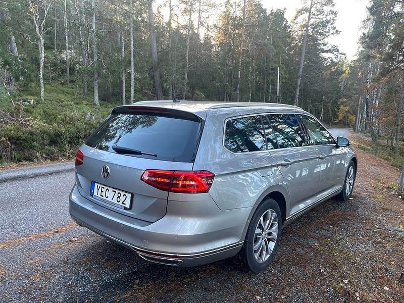 Begagnad VW Passat GTE 218 HK (160 kW) 2016 Tungsten silver metallic