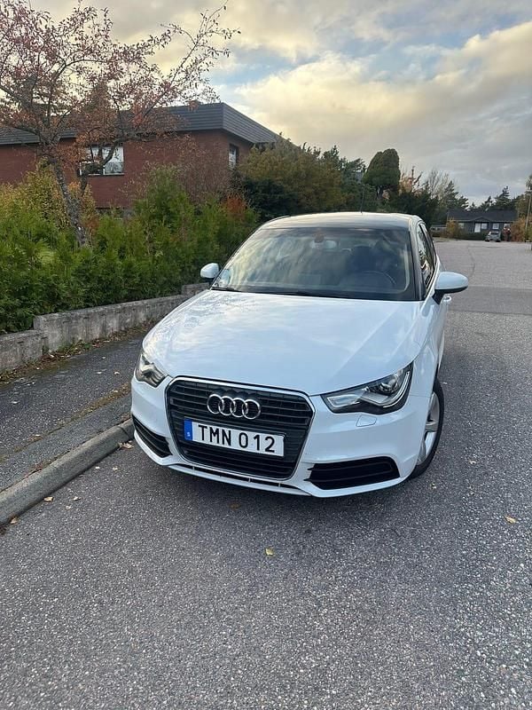 Begagnad Audi A1 Sportback 86 HK (63 kW) 2014 Halvkombi