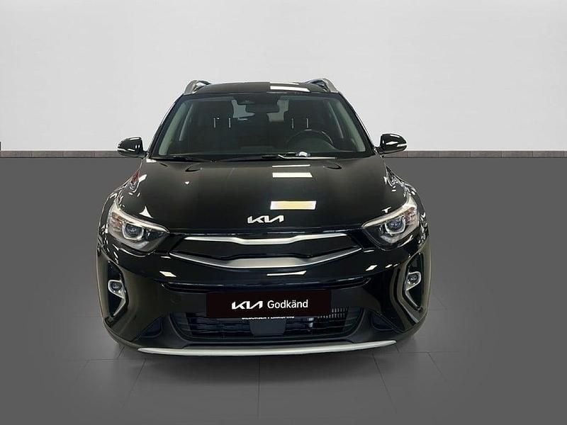 Begagnad Kia Stonic Advance 120 HK (88 kW) 2023 /abp/aurora black pearl SUV