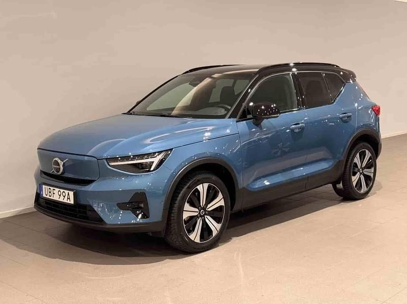 Blå Begagnad 2023 Volvo XC40 Single Motor SUV | 354 500 kr - Bild 1/1
