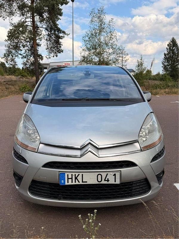 Begagnad Citroën C4 Picasso 109 HK (80 kW) 2008 Silver Minibuss