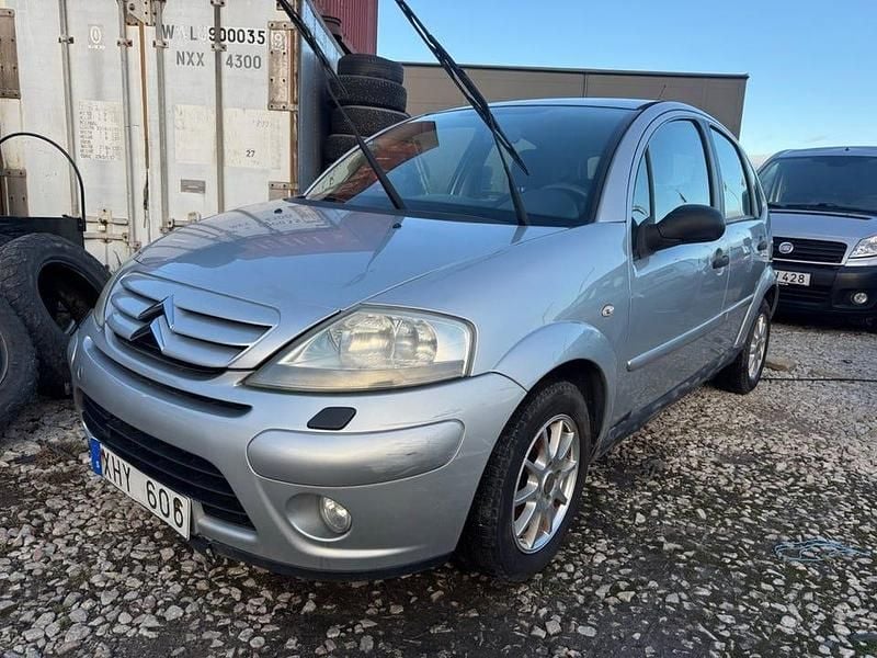 Silver Begagnad 2007 Citroën C3 Halvkombi | 22 500 kr (Marknadspris) - Bild 1/4