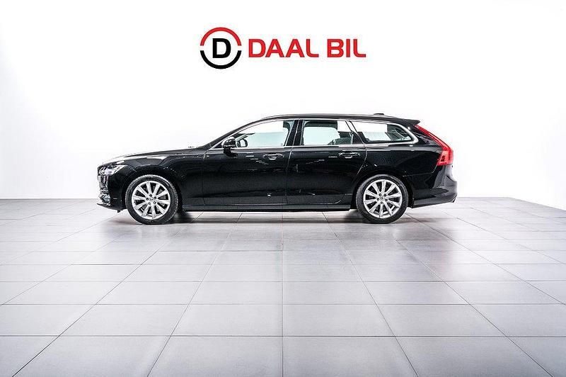 Svart Begagnad 2018 Volvo V90 Momentum Kombi | 249 700 kr (Marknadspris) - Bild 1/4