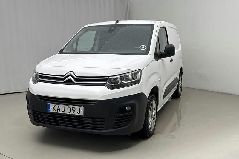 Begagnad Citroën Berlingo 130 HK (95 kW) 2020 Vit Minibuss