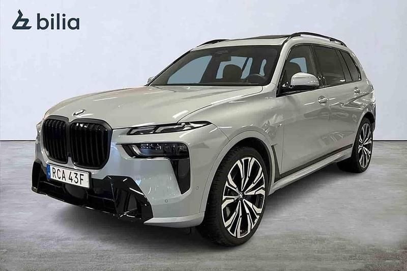 Begagnad BMW X7 2025 Grå SUV