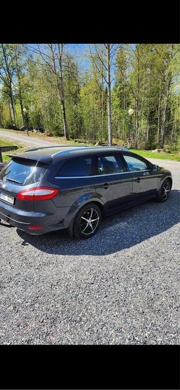 Grå Begagnad 2007 Ford Mondeo Titanium X Kombi | 39 500 kr - Bild 1/4