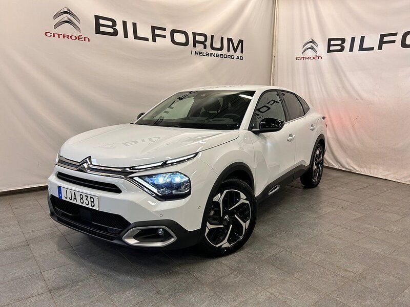 Vit Ny 2024 Citroën C4 PureTech Sedan | 275 000 kr (Marknadspris) - Bild 1/4