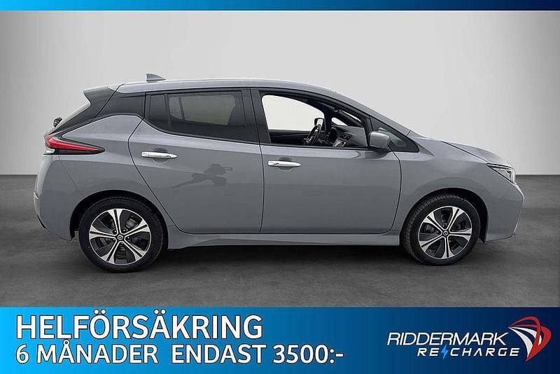 Grå Begagnad 2021 Nissan Leaf Halvkombi | 194 900 kr (Marknadspris) - Bild 1/2