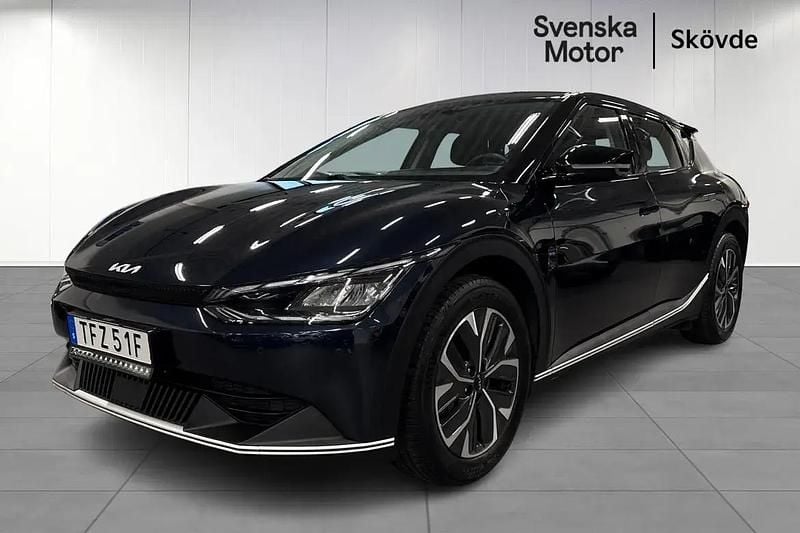 Blå Begagnad 2022 Kia EV6 SUV | 349 200 kr (Bra pris) - Bild 1/4