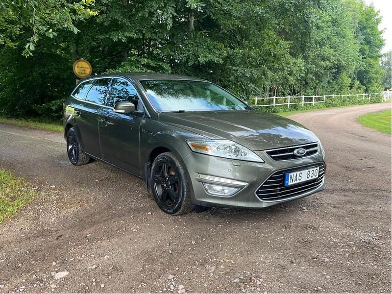 Grön Begagnad 2013 Ford Mondeo Business Edition Kombi | 64 990 kr (Bra pris) - Bild 1/4
