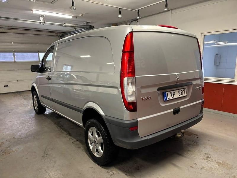 Begagnad Mercedes Vito 163 HK (119 kW) 2012 Silver
